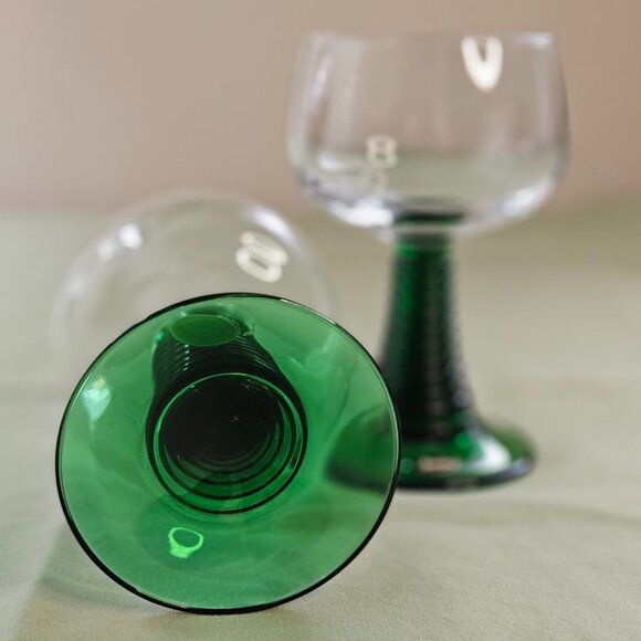 Set of 2 Vintage Bockling Made in Germany Roemer Plain Glasses with Green Foot - Picture 7 of 11